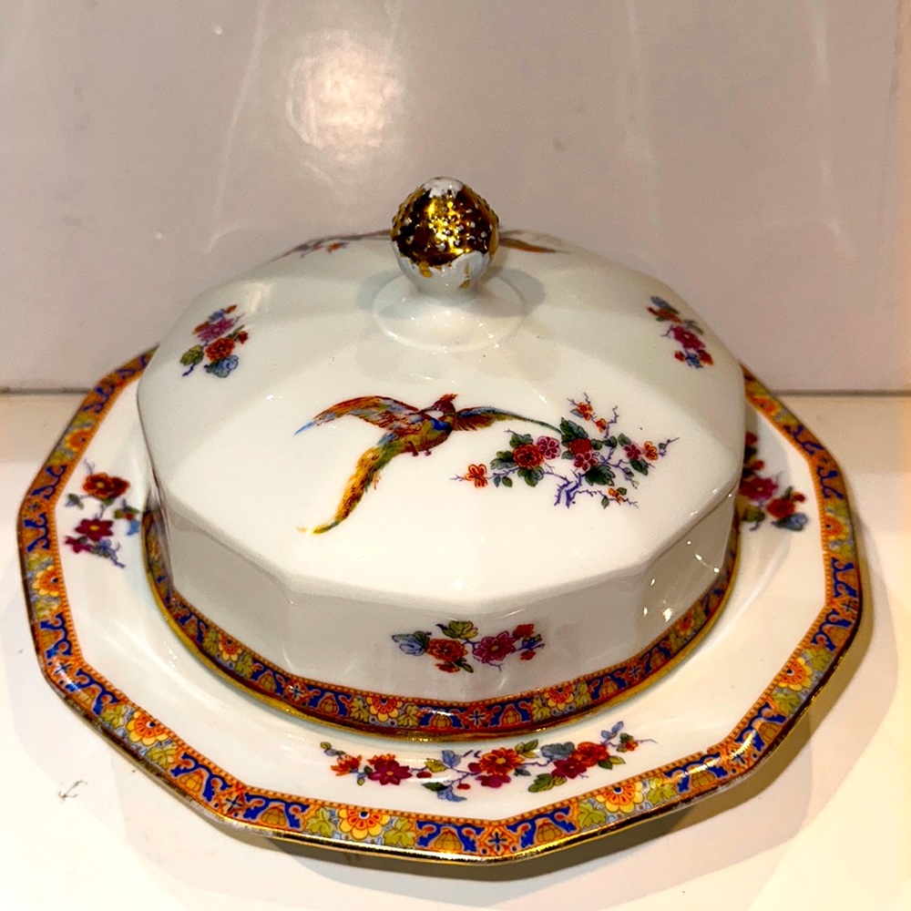 Black Knight Round Covered Butter